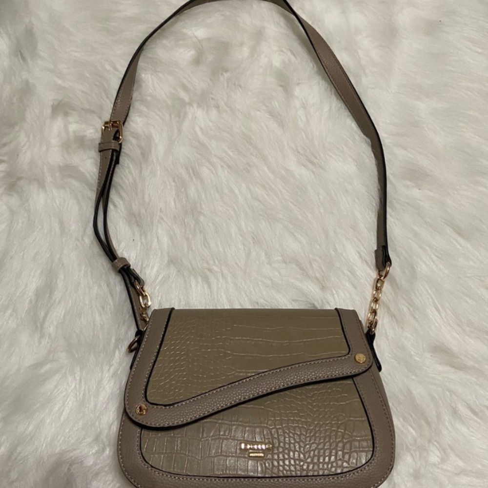 nude croc crossbody